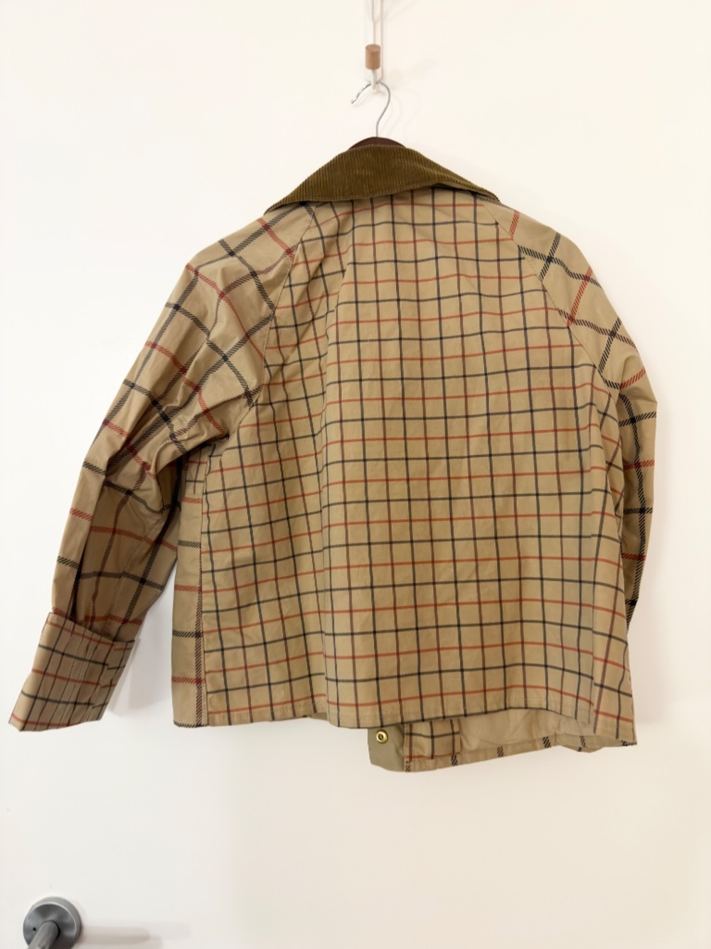 Barbour Cropped Tartan Jacket - Picture 3 of 3